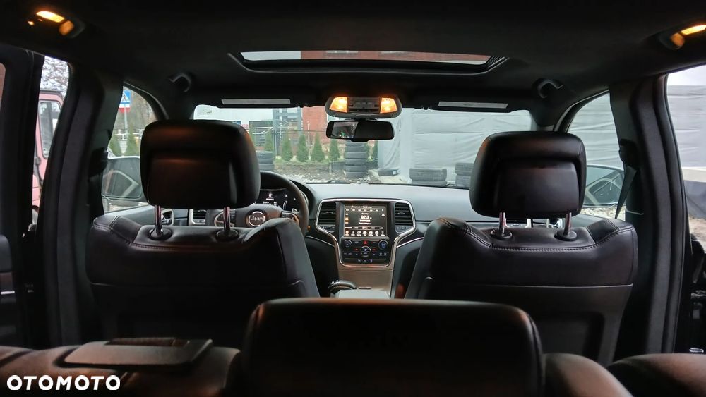 Jeep Grand Cherokee 5.7 V8 HEMI Overland - 16