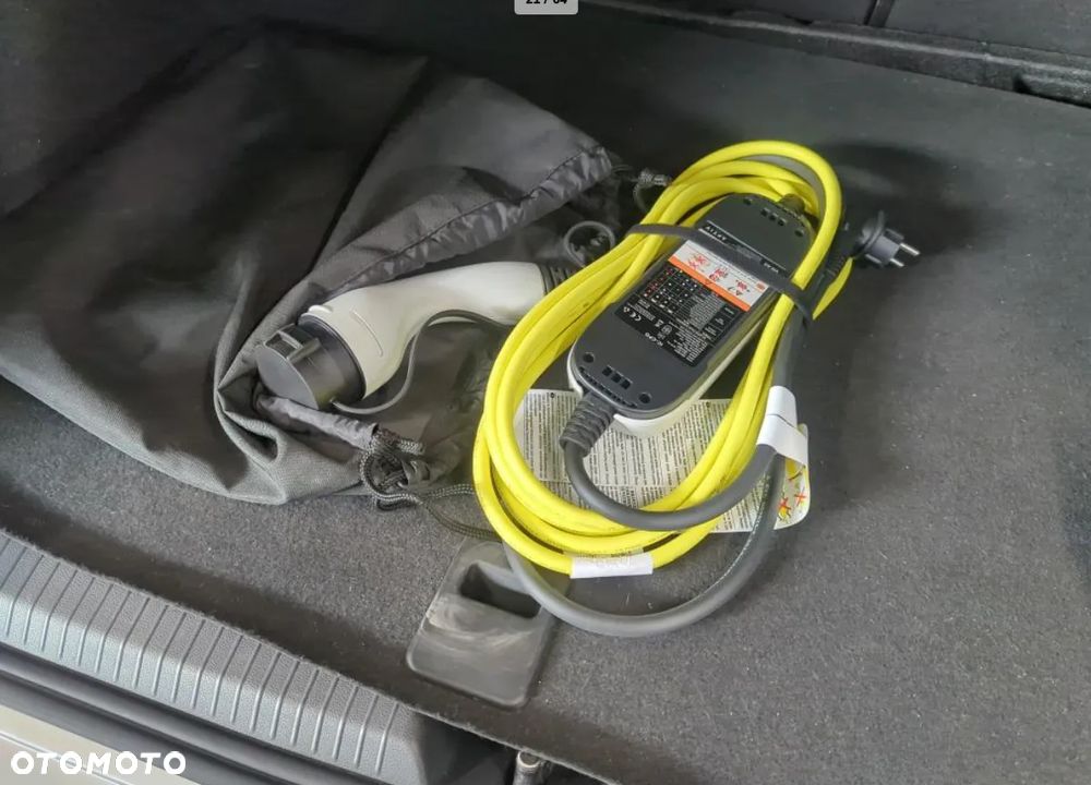 Volkswagen Golf - 14