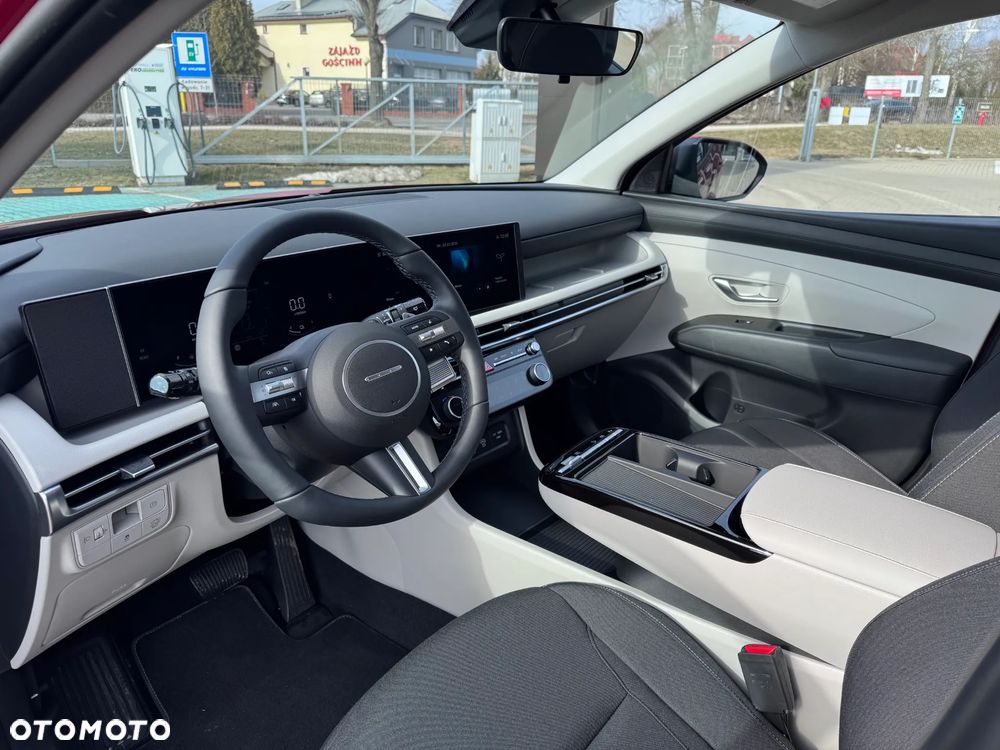 Hyundai Tucson 1.6 T-GDi HEV Modern 2WD - 16