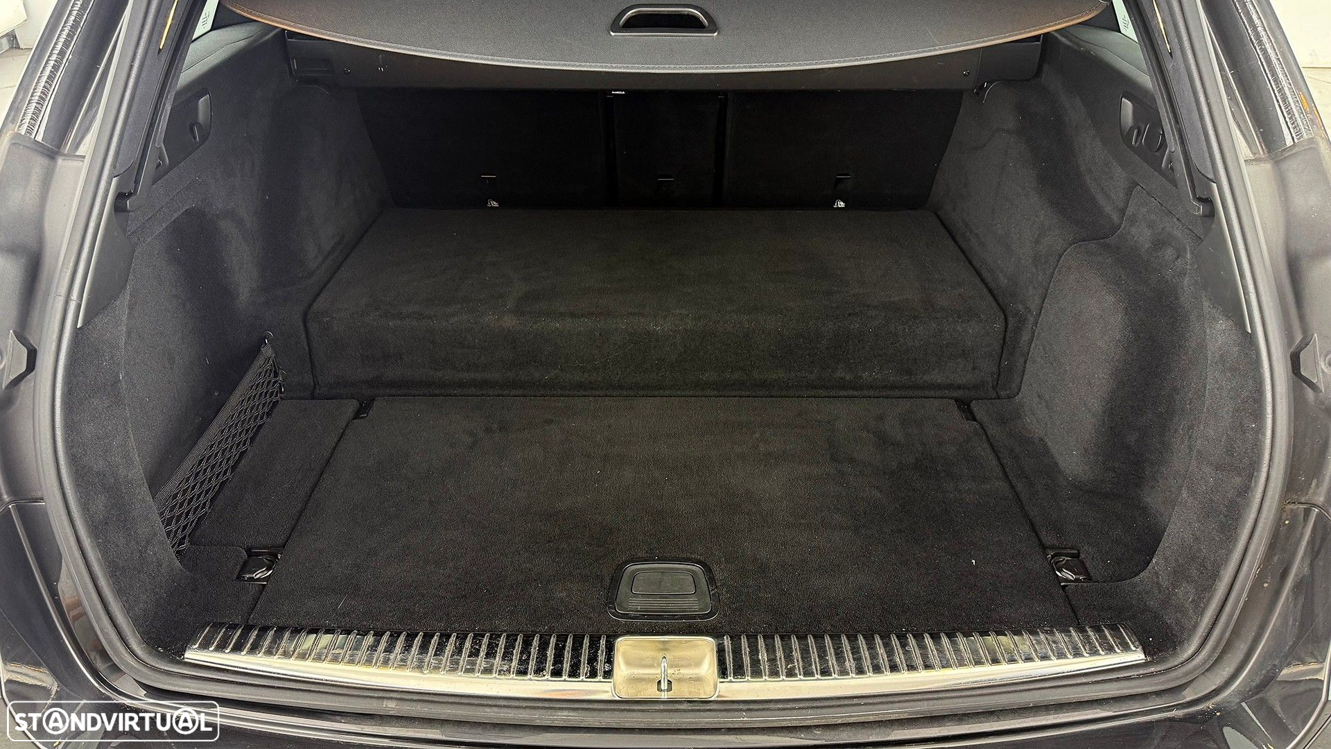 Mercedes-Benz E 300 de AMG Line - 55