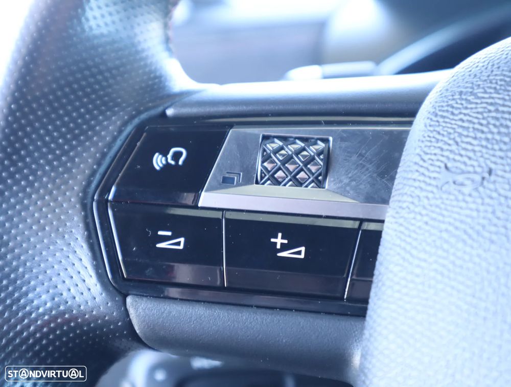 DS DS3 Crossback PureTech 130 Aut. PERFORMANCE LINE - 34