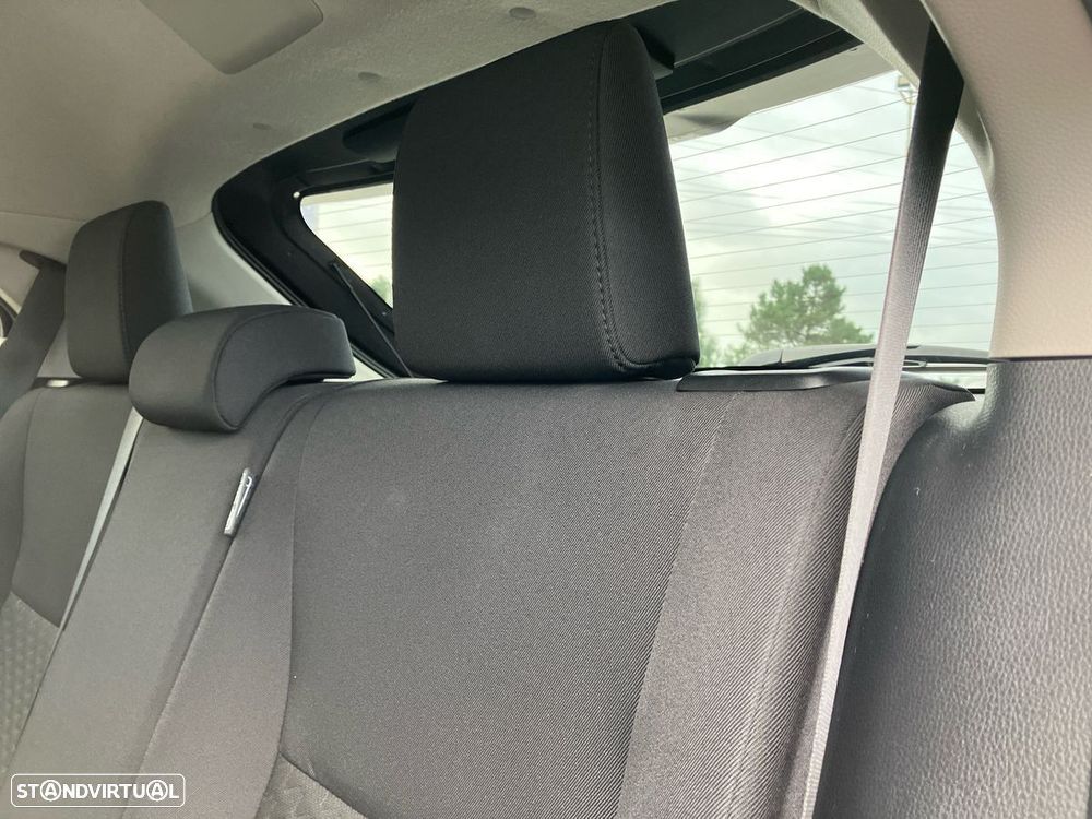 Toyota Yaris Cross 1.5 HDF Comfort Plus - 19