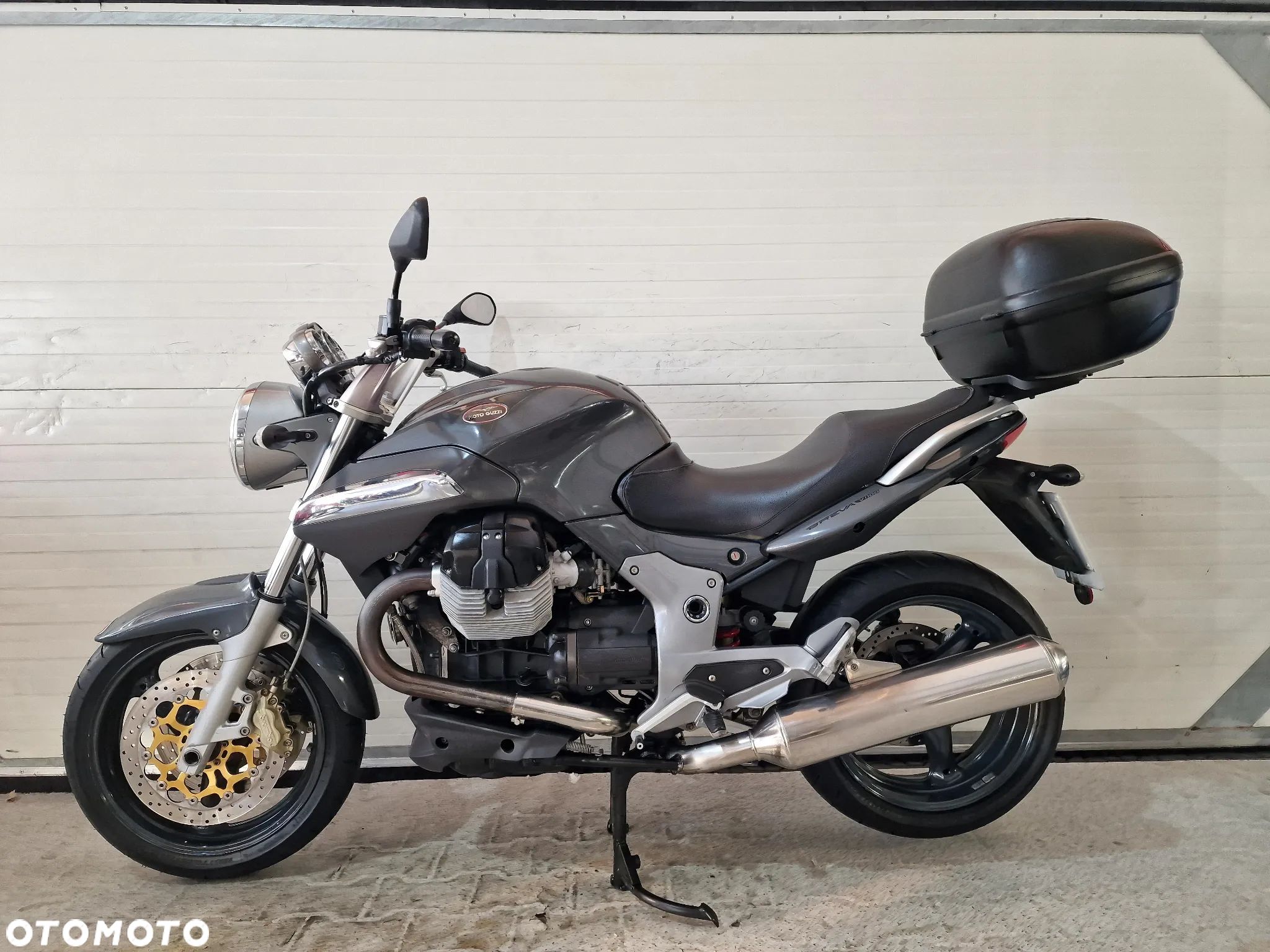 Moto Guzzi Breva - 1
