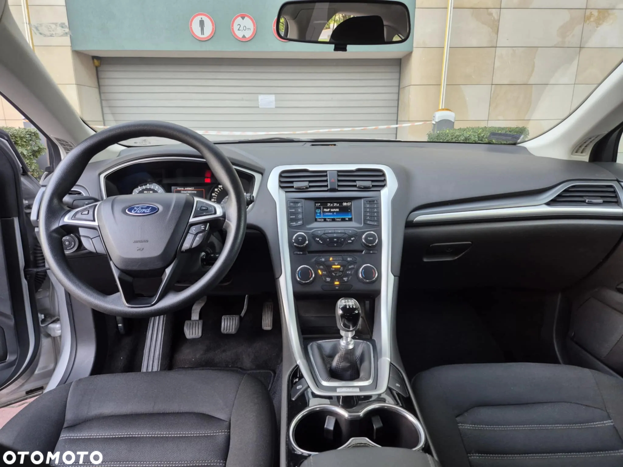 Ford Mondeo 1.5 EcoBoost Ambiente - 14