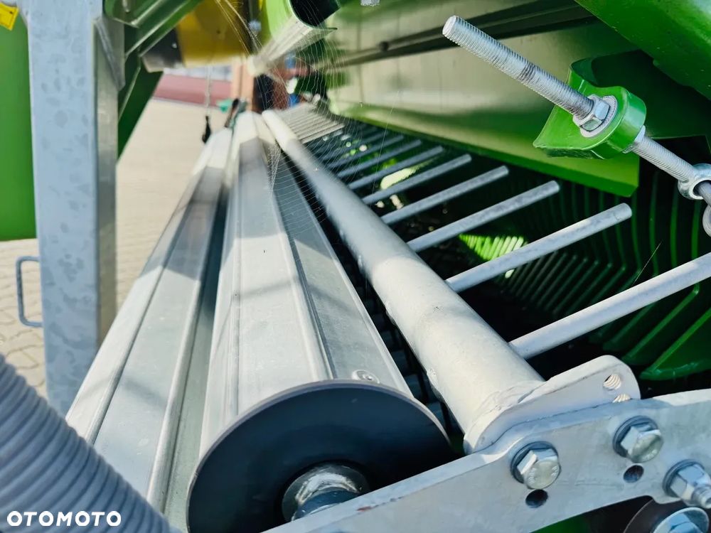 Bergmann Przyczepa samozbierająca Shuttle 470 K duża pojemność - 33