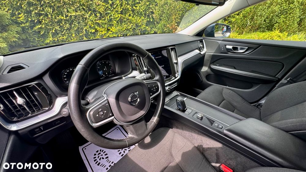 Volvo V60 B3 B DKG Core - 33