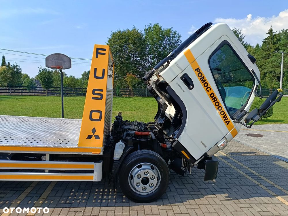 Mitsubishi FUSO CANTER 9C18 - 12