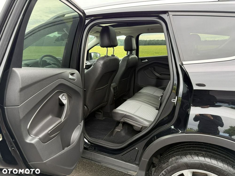 Ford Kuga 2.0 TDCi AWD Titanium - 26