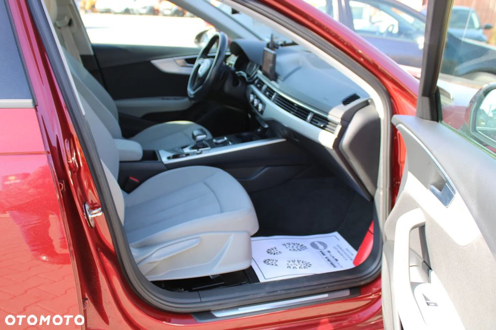 Audi A4 Limousine 2.0 TDI S tronic design - 31