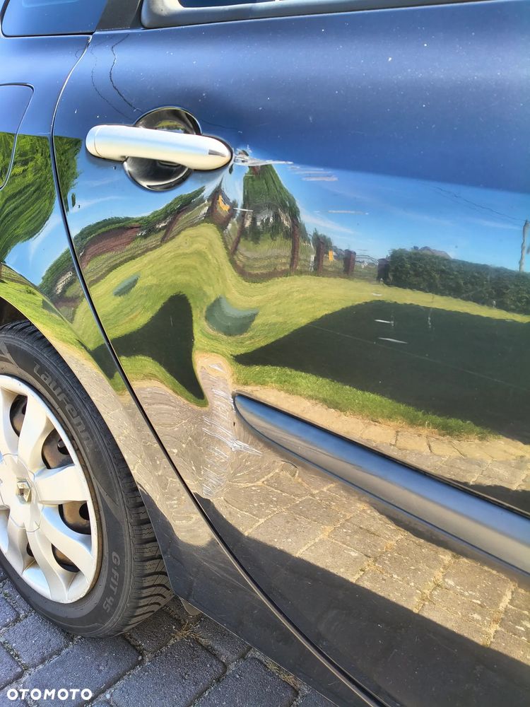 Renault Clio 1.2 16V Expression - 11