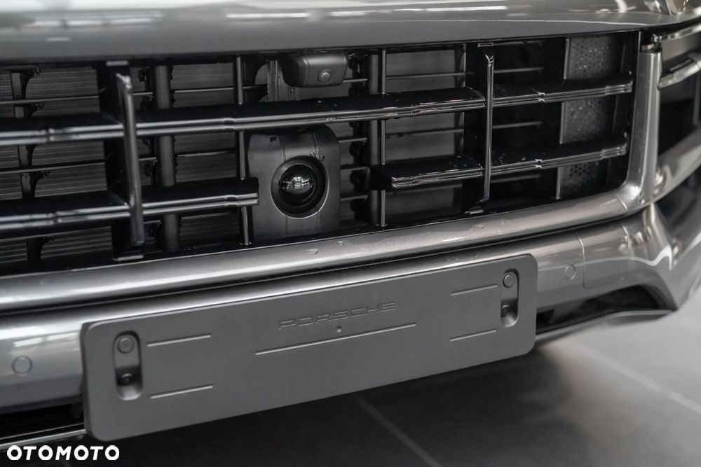 Porsche Cayenne S E-Hybrid PHEV Black Edition - 11