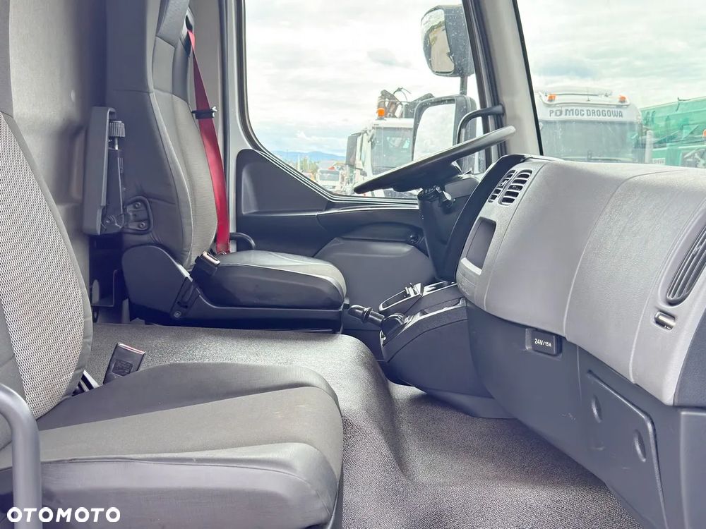 Renault D12.210 * SKRZYNIA 6,15 m * HIAB 066 CL * STAN BDB - 11