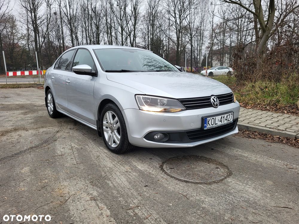 Volkswagen Jetta 1.6 TDI Blue Motion Technology Comfortline - 2