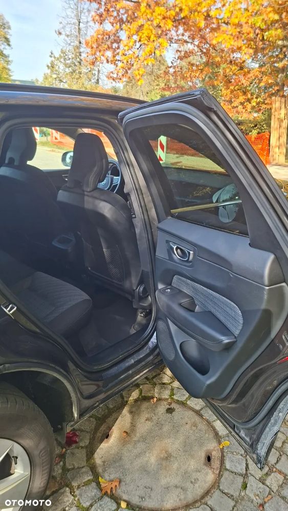 Volvo XC 60 B4 D AWD Core - 9