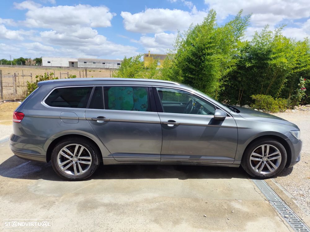 VW Passat Variant 1.6 TDI Confortline DSG - 2