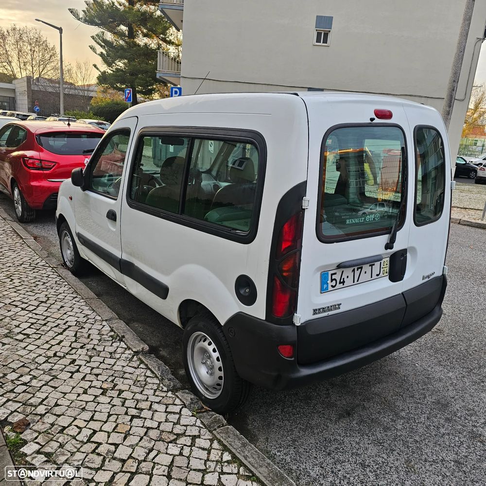 Renault Kangoo ver-1-2-16v-confort - 10