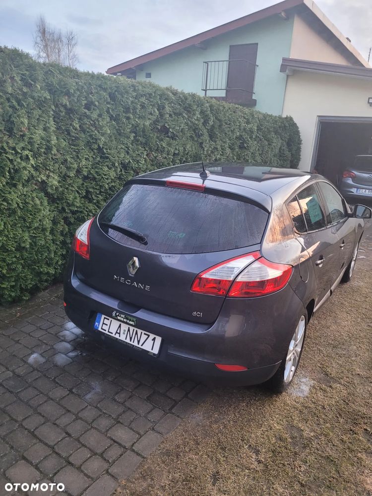 Renault Megane dCi 90 FAP Paris - 4