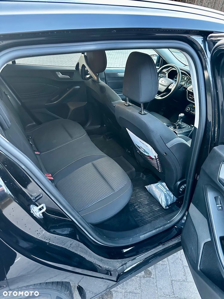 Ford Focus 1.5 EcoBlue Titanium X - 13