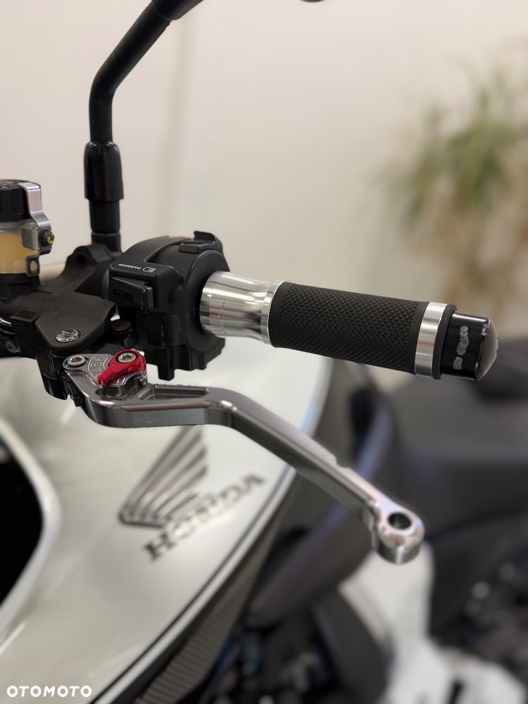 Honda CB - 22