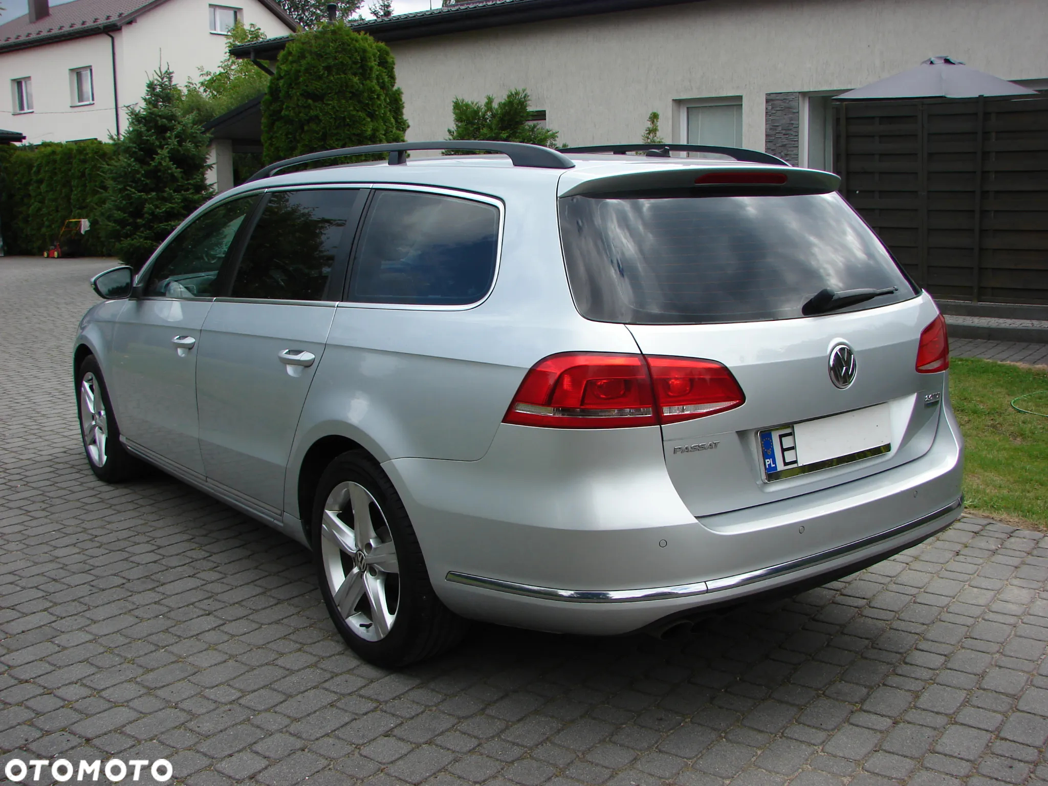 Volkswagen Passat - 2