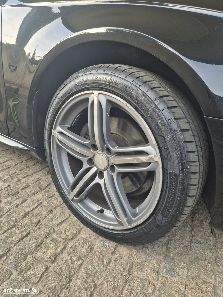 Audi A4 Avant 2.0 TDI Sport - 10