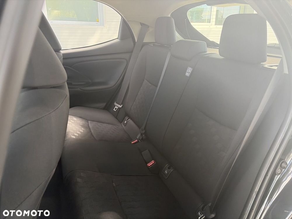 Toyota Yaris - 22