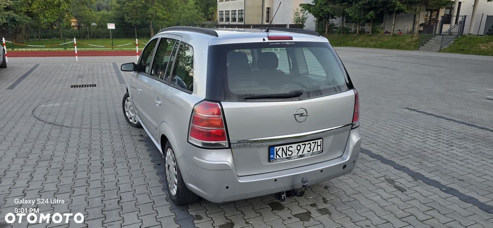 Opel Zafira - 4