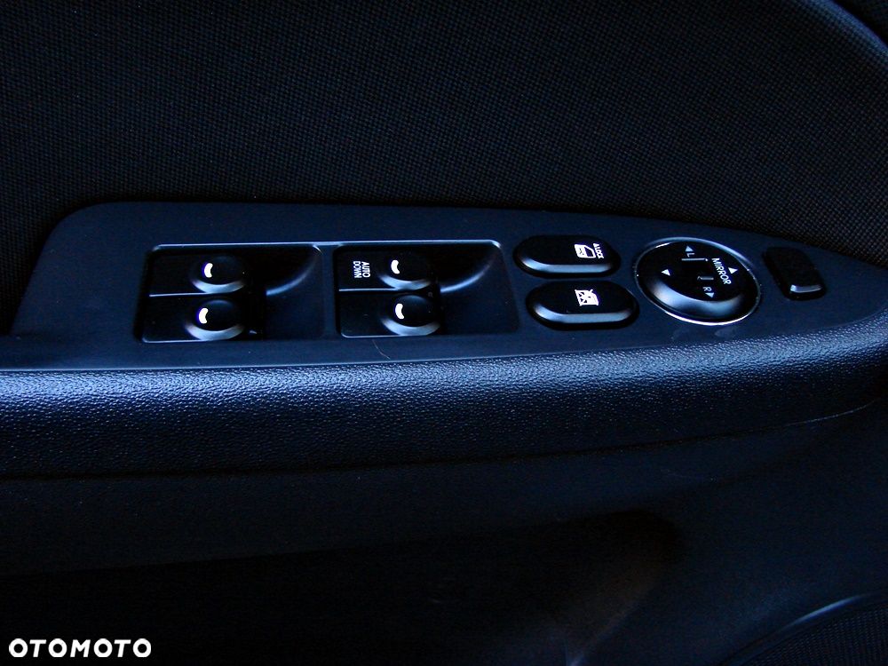 Hyundai i30 i30cw 1.4 blue Comfort - 27