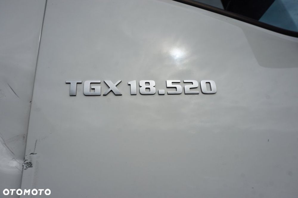 MAN TGX 18.520 4x2 BLS LED ACC KLIMA POSTOJOWA * 2025 * - 17