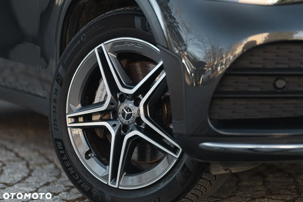 Mercedes-Benz GLC 300 de 4-Matic Business Edition - 5