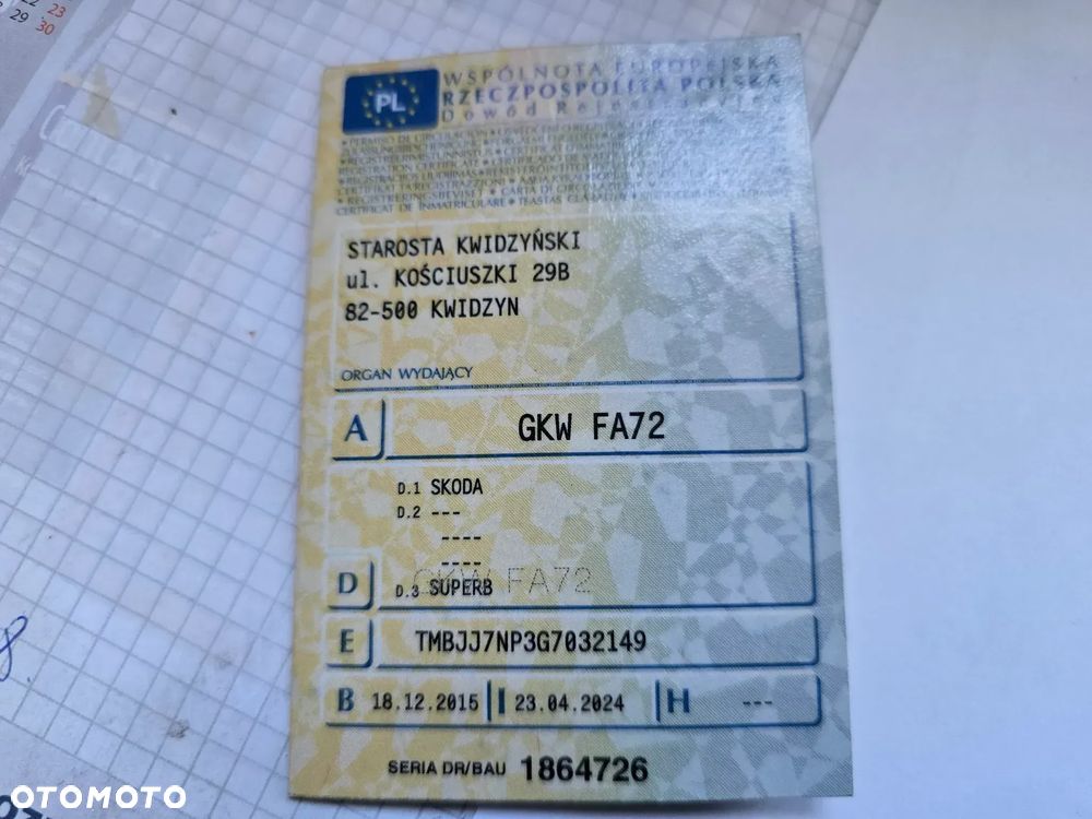 Skoda Superb 2.0 TDI DSG Ambition - 40