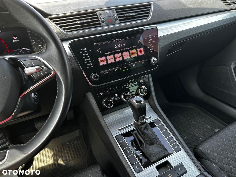Skoda Superb 2.0 TDI SCR Ambition DSG - 19