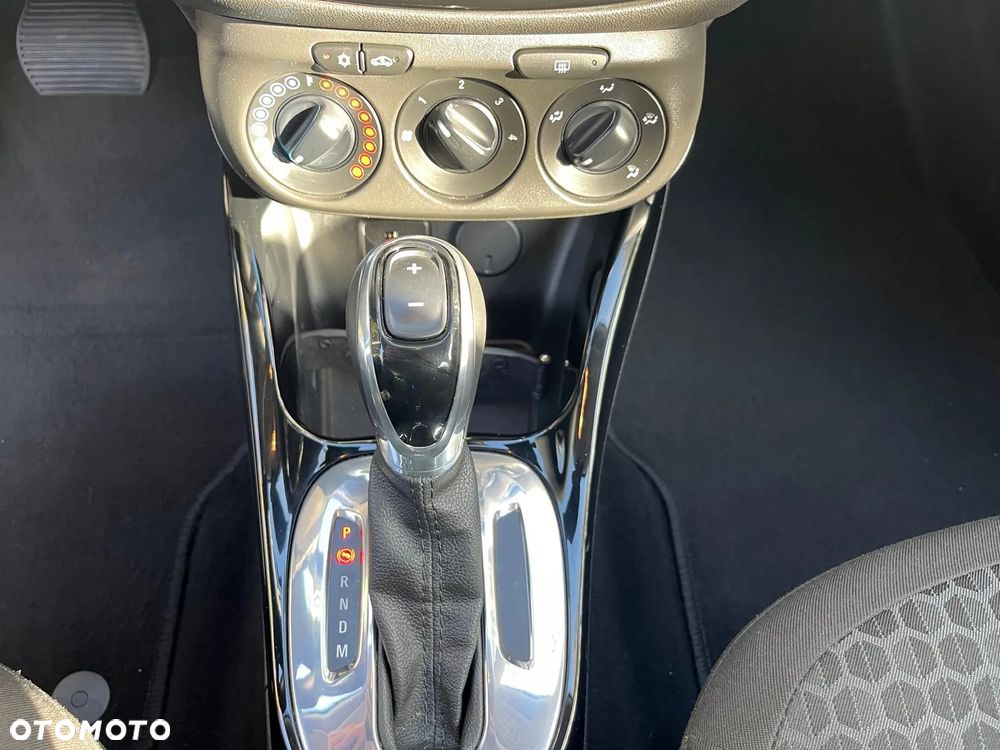 Opel Corsa 1.4 Automatik Active - 18