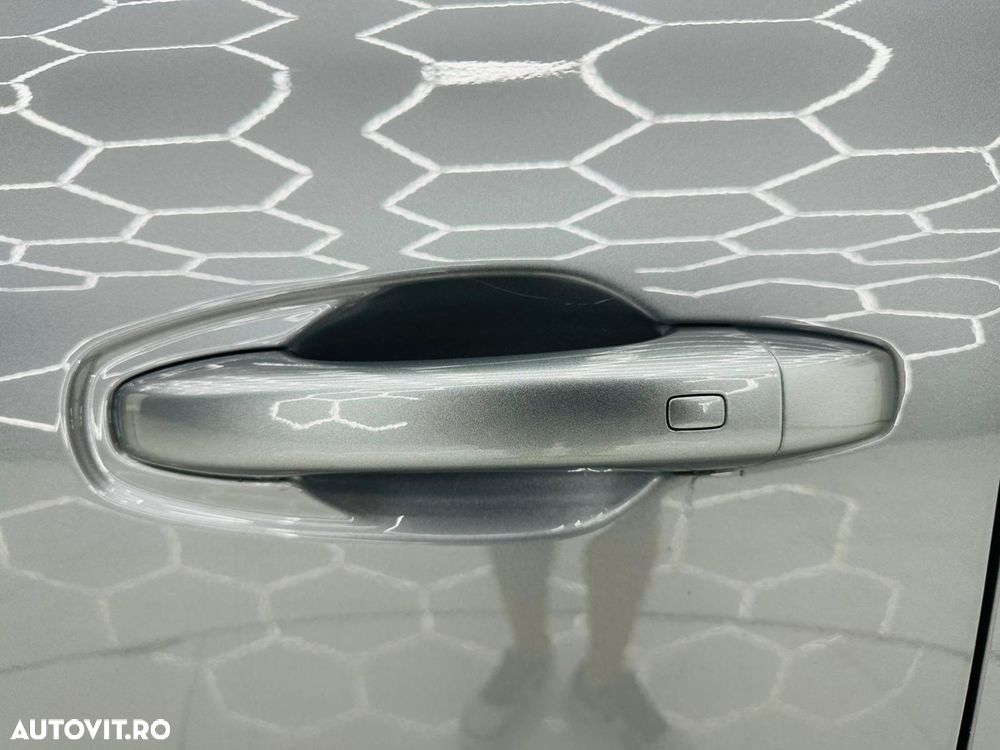 Renault Arkana E-TECH Zen - 12