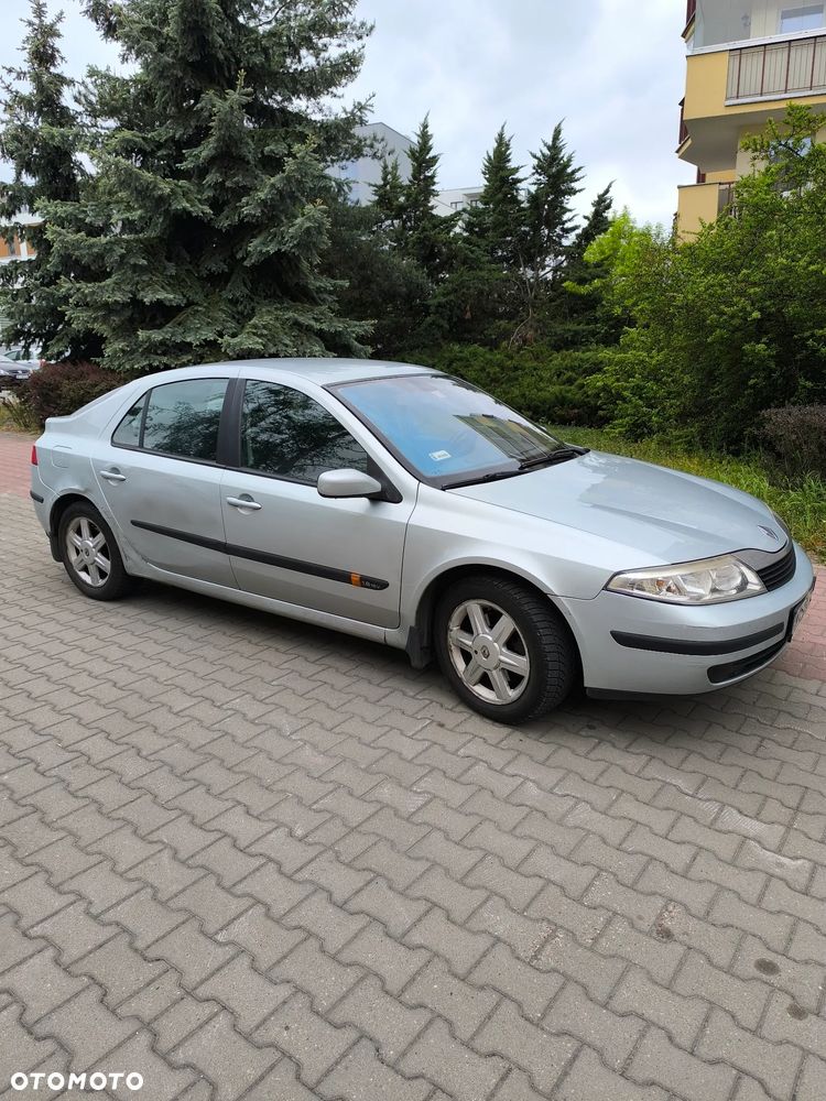 Renault Laguna - 3