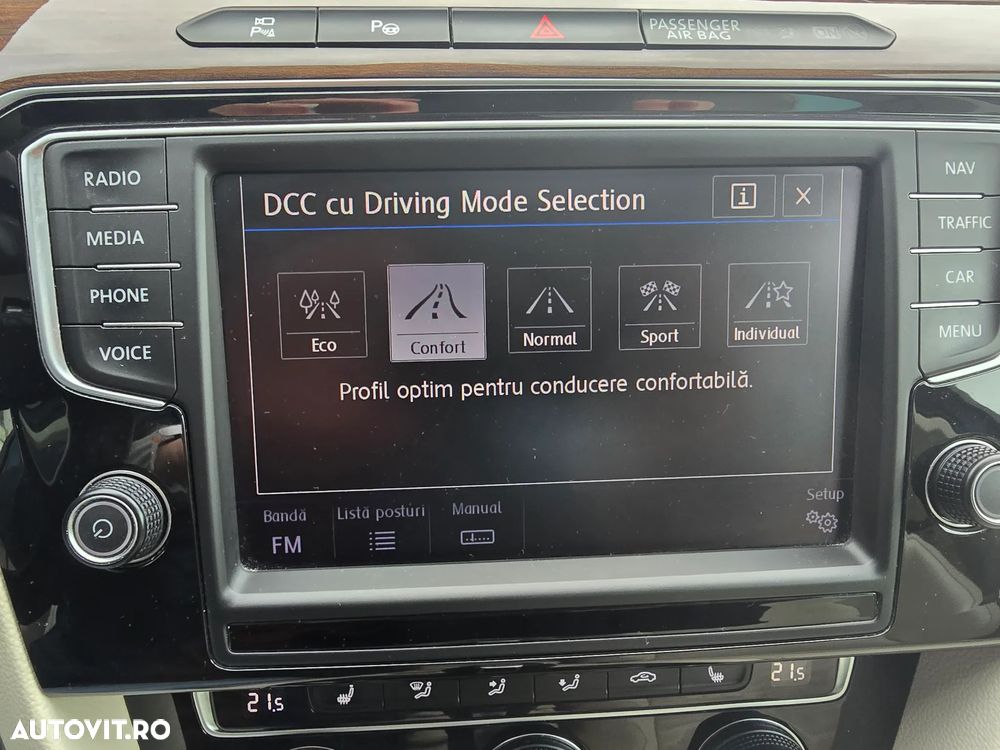 Volkswagen Passat - 38