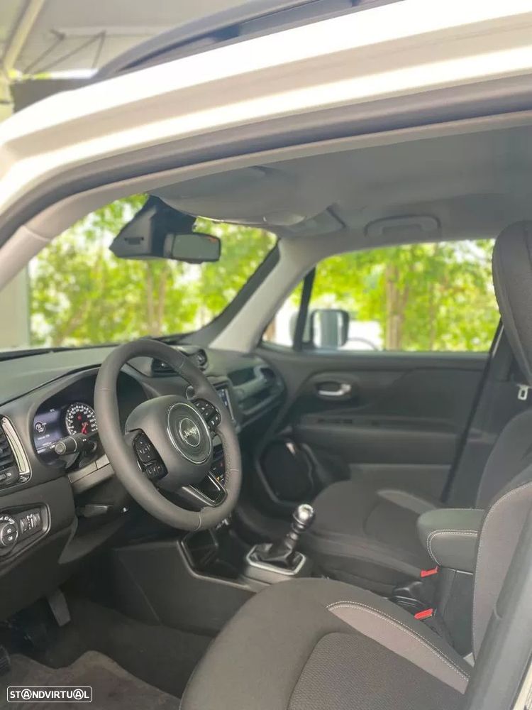 Jeep Renegade 1.0 T Limited - 13