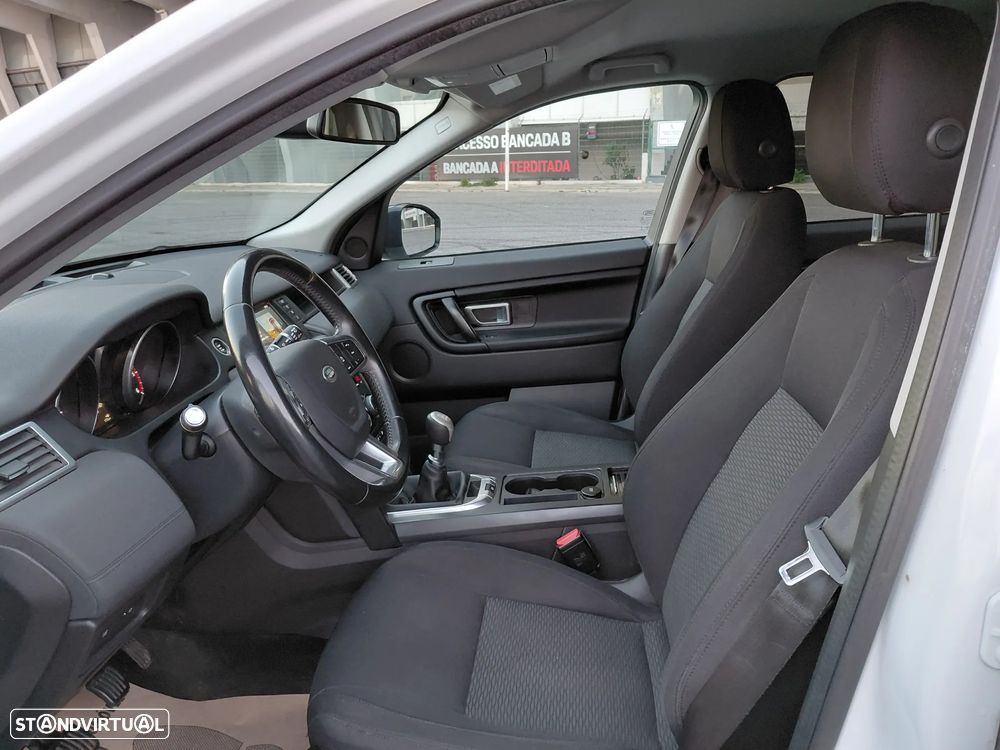 Land Rover Discovery Sport 2.0 TD4 HSE - 14