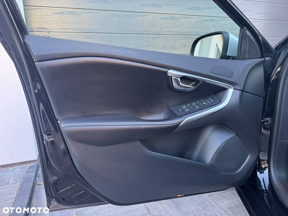 Volvo V40 D2 RDesign - 9