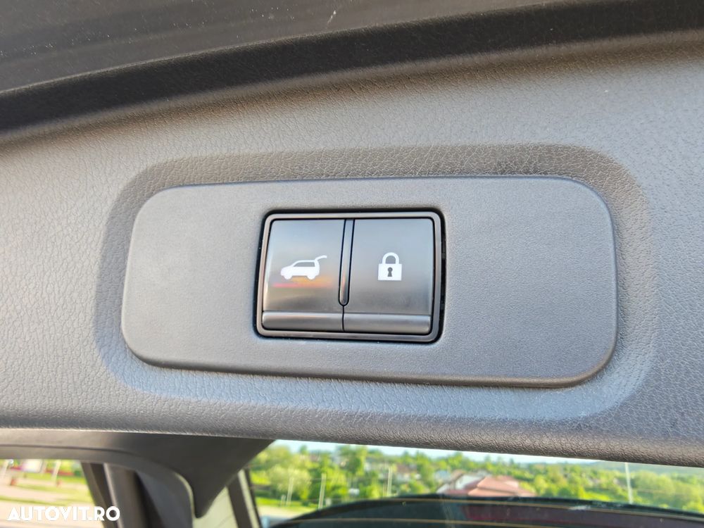 Nissan Qashqai 1.3 l MHEV X-Tronic Tekna - 19