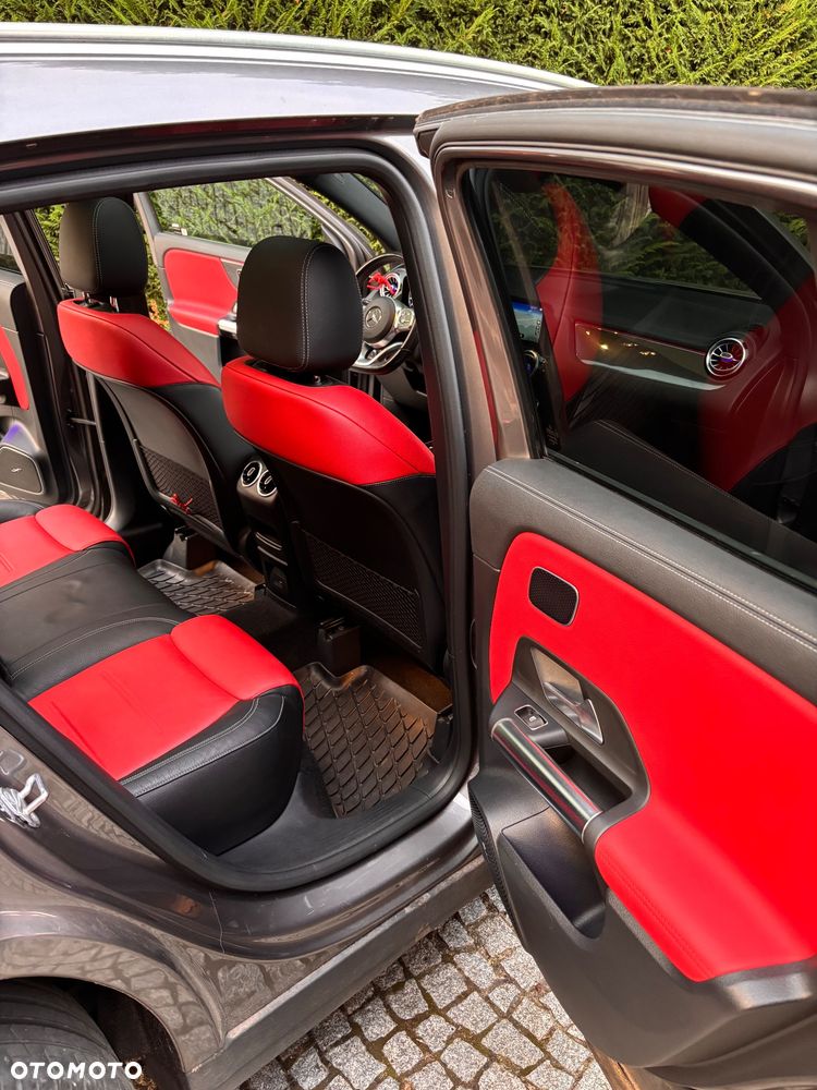 Mercedes-Benz GLA 200 AMG Line - 18