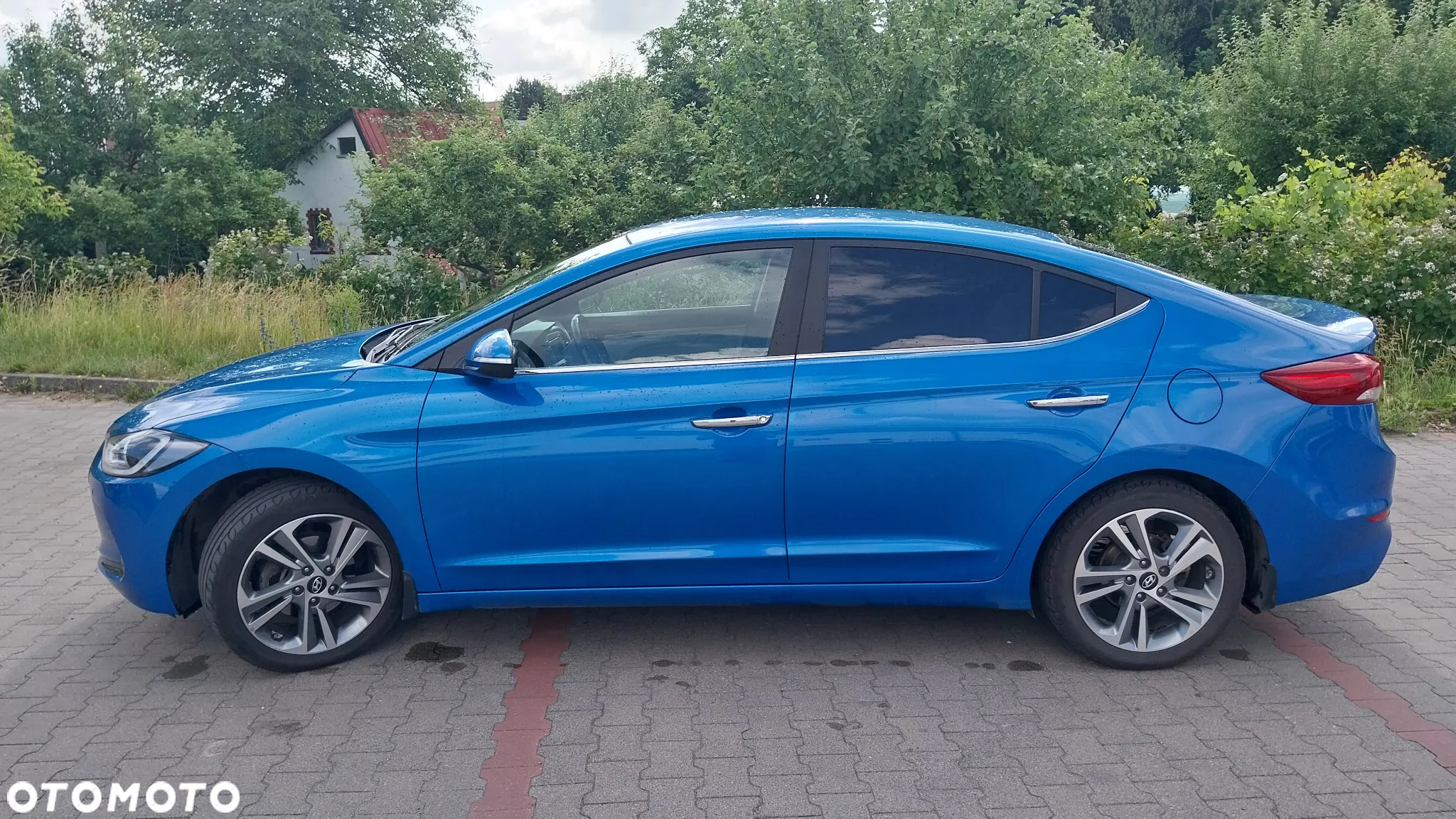 Hyundai Elantra 1.6 Style - 8