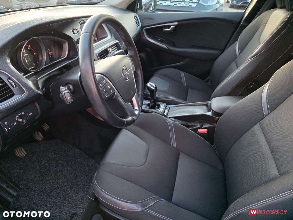 Volvo V40 - 14