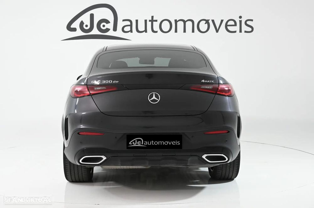 Mercedes-Benz GLC 300 de Coupe 4Matic - 9