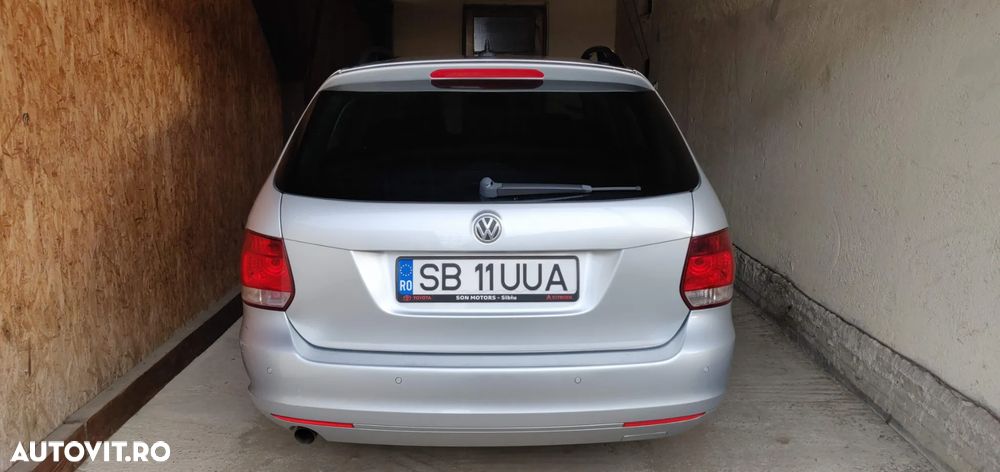Volkswagen Golf 1.6 TDI DPF 4Motion MATCH - 2