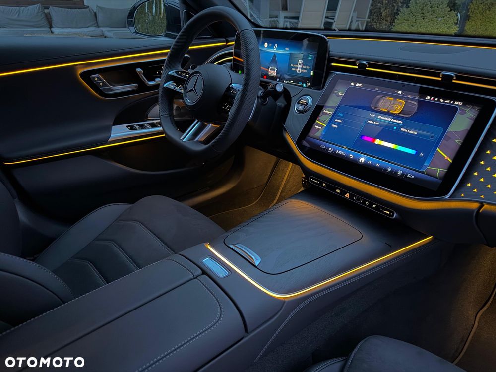 Mercedes-Benz Klasa E 220 d 4-Matic AMG - 20