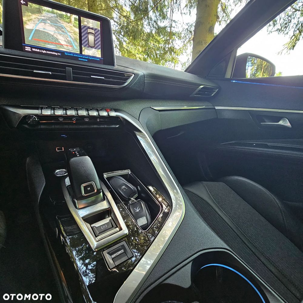 Peugeot 3008 1.6 PureTech GT S&S EAT8 - 36
