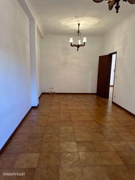 Apartamento T2 na Rua da Veiga - Grande imagem: 5/8