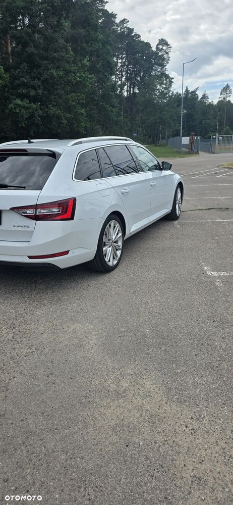 Skoda Superb 2.0 TDI Style DSG - 3