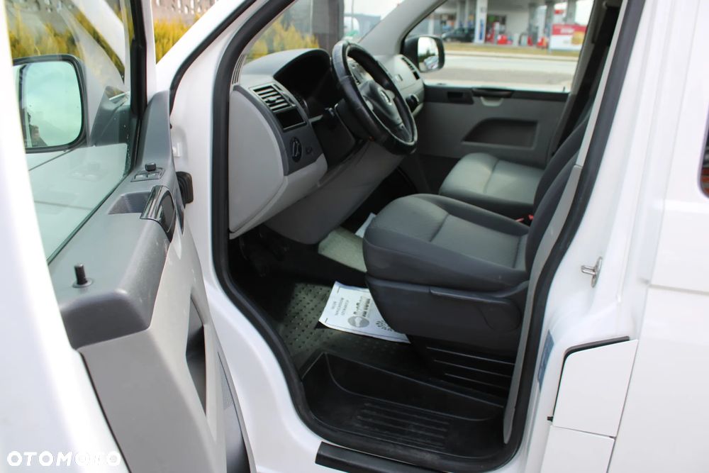 Volkswagen Transporter - 19